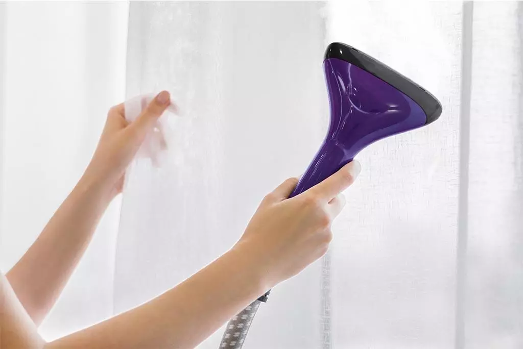 Local Curtain Cleaning: What You Need to Know
