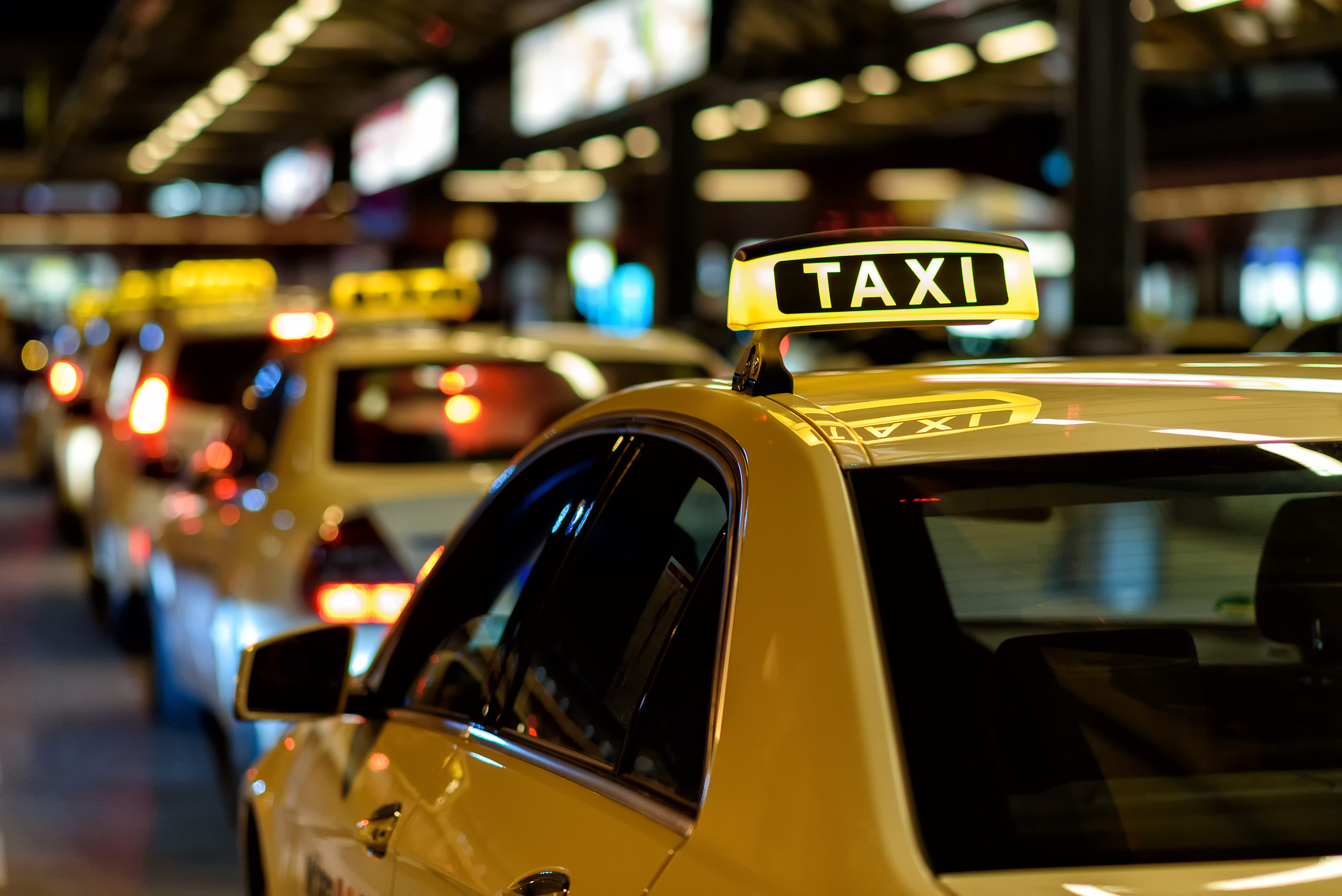 How Can Mangage Taxi Fare From Makkah to Madinah?