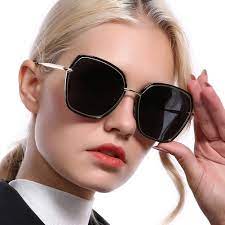 Captivating Style: The Allure of Women’s Sunglasses