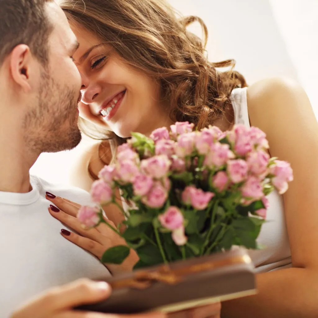 7 Ways to Win Your Girlfriend’s Heart Through Different Flowers