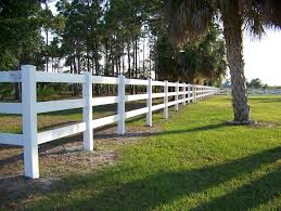 Fence Cleaning in North Palm Beach
