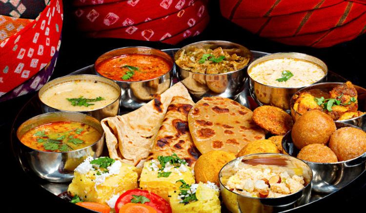7 Foods You Cannot Afford To Miss in Jaipur