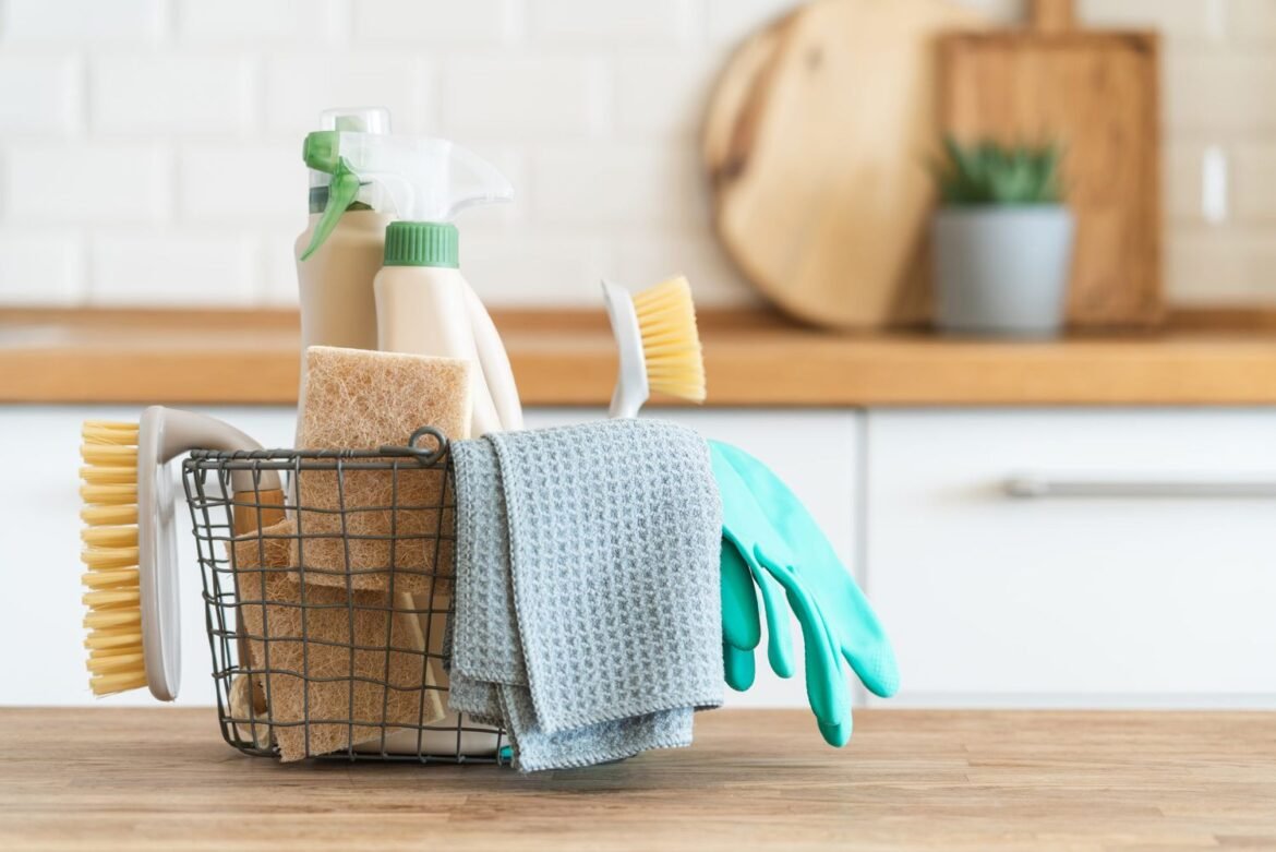 Spring Cleaning Services: Deep Cleaning Benefits and What to Expect